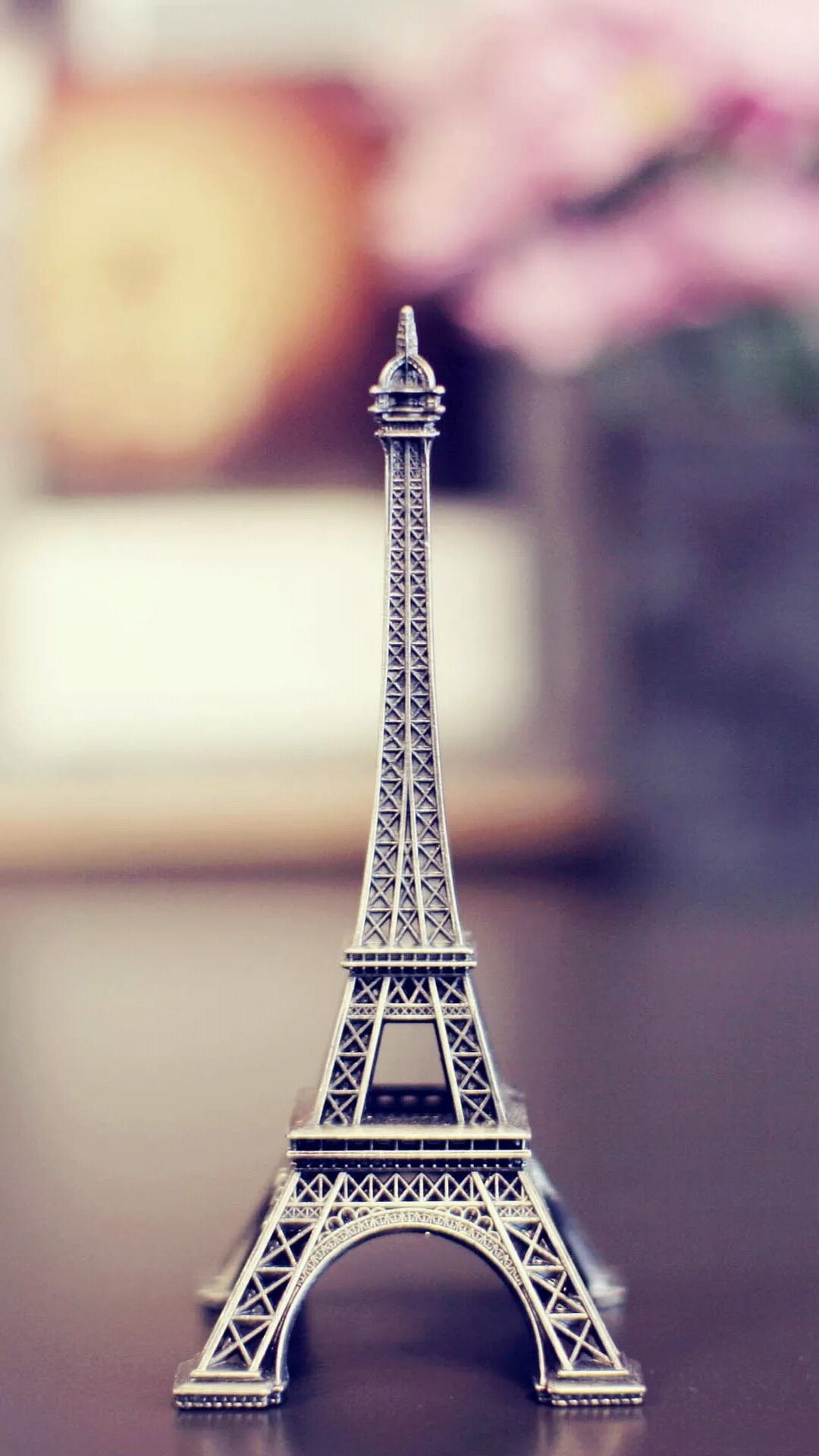Fondos de pantalla de Vintage Eiffel Tower, Paris para iPhone. Ciudad románica. Toque para