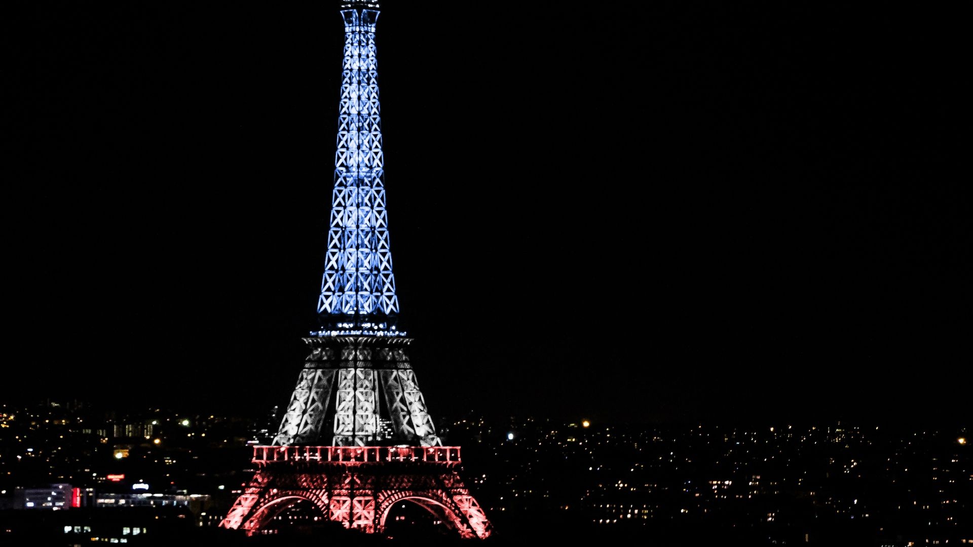 Fondos de pantalla gratis de la Torre Eiffel # N952348 | WallpapersExpert.com