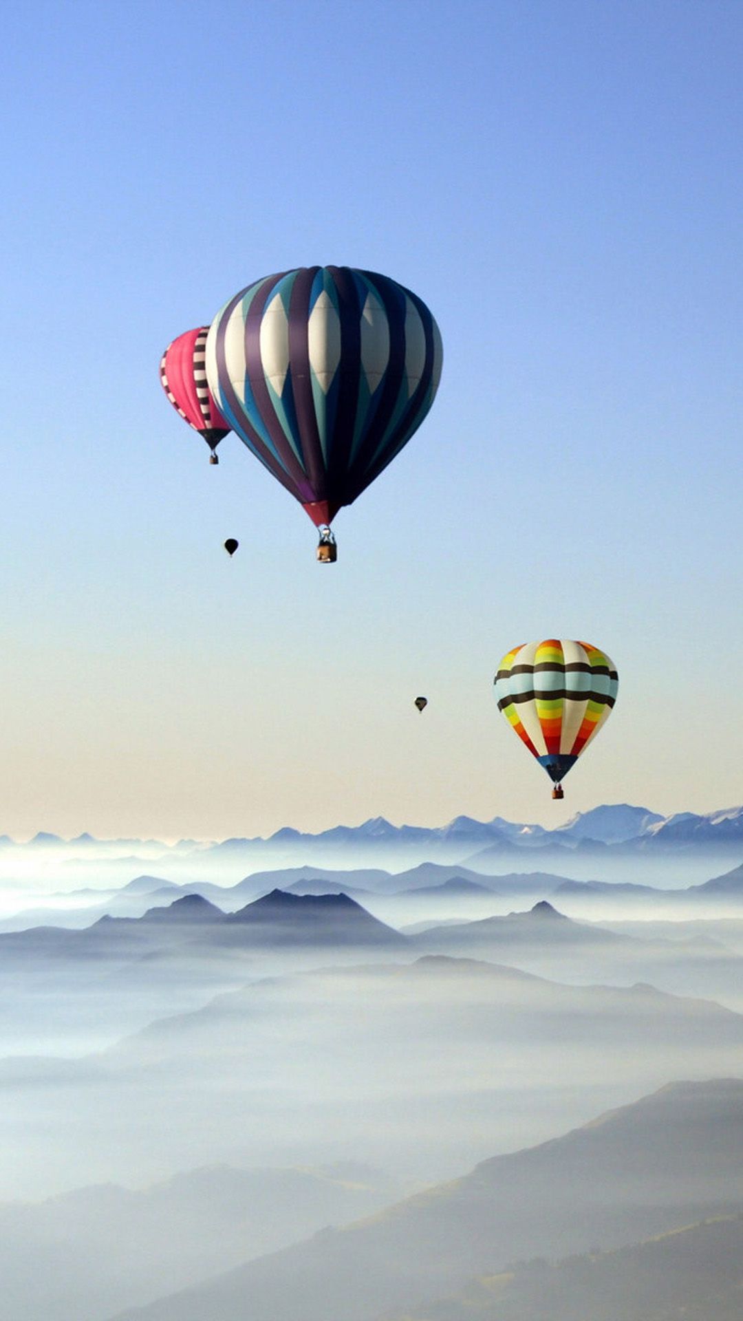 Descargar Rare Scenic Hot Air Balloon iPhone 8 fondos de pantalla gratis