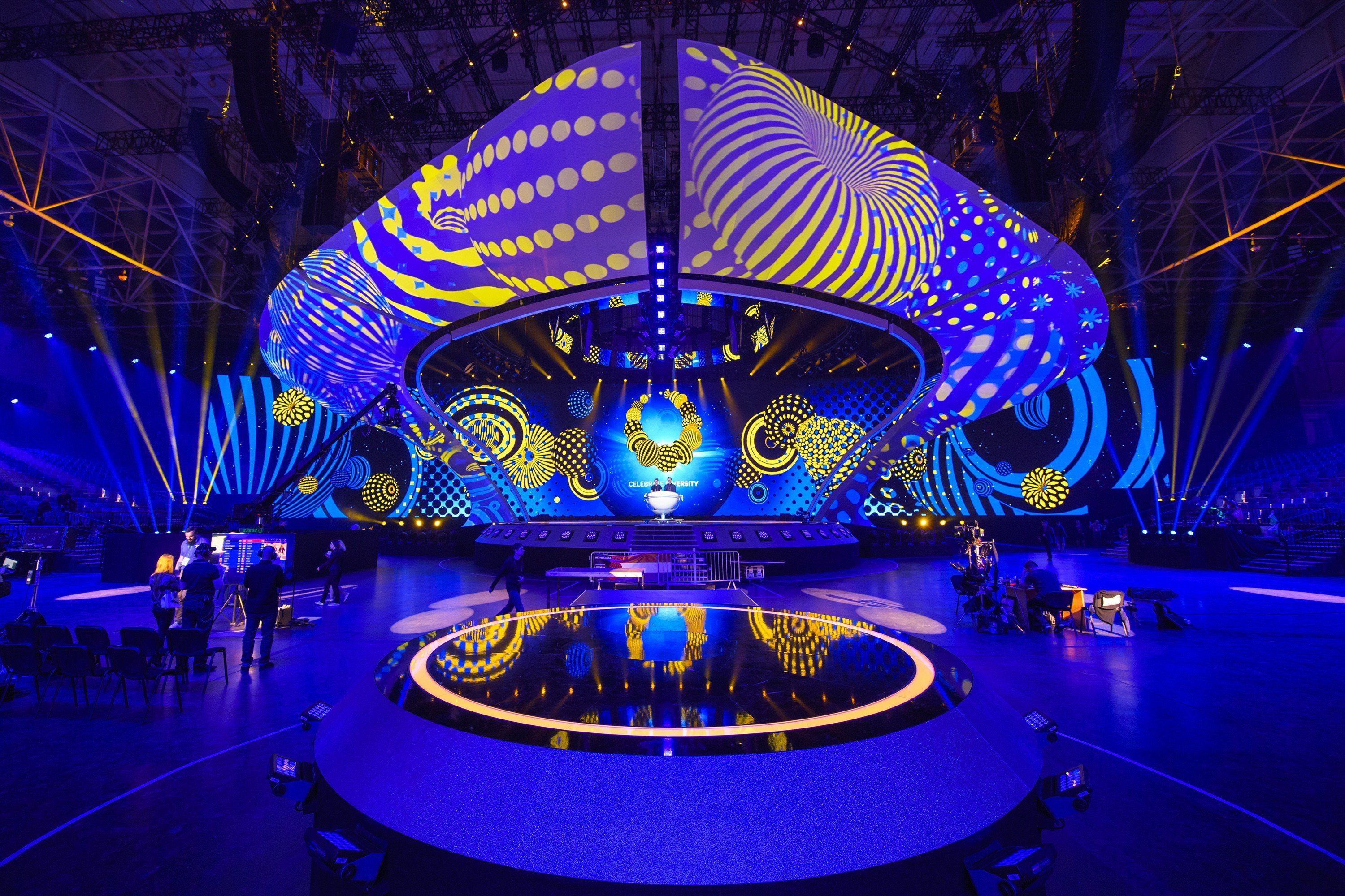 Escena del Festival de la Canción de Eurovisión, fondos de pantalla de Kiev 2017 y