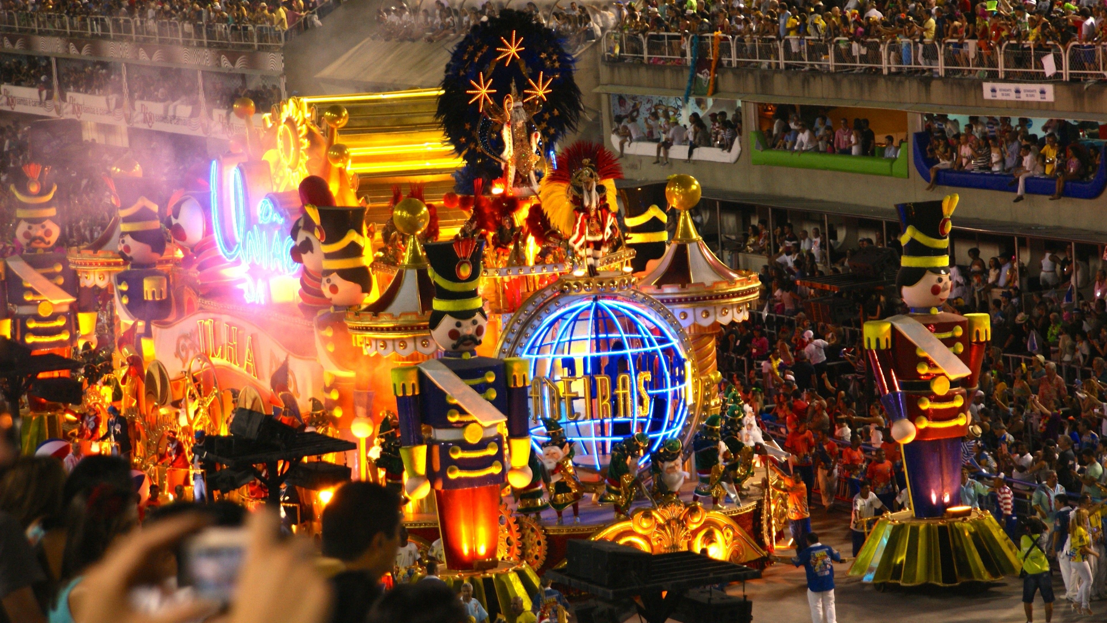 Fondo de pantalla de Carnaval de Río, Río de Janeiro, Brasil, alas, Vacaciones # 4442