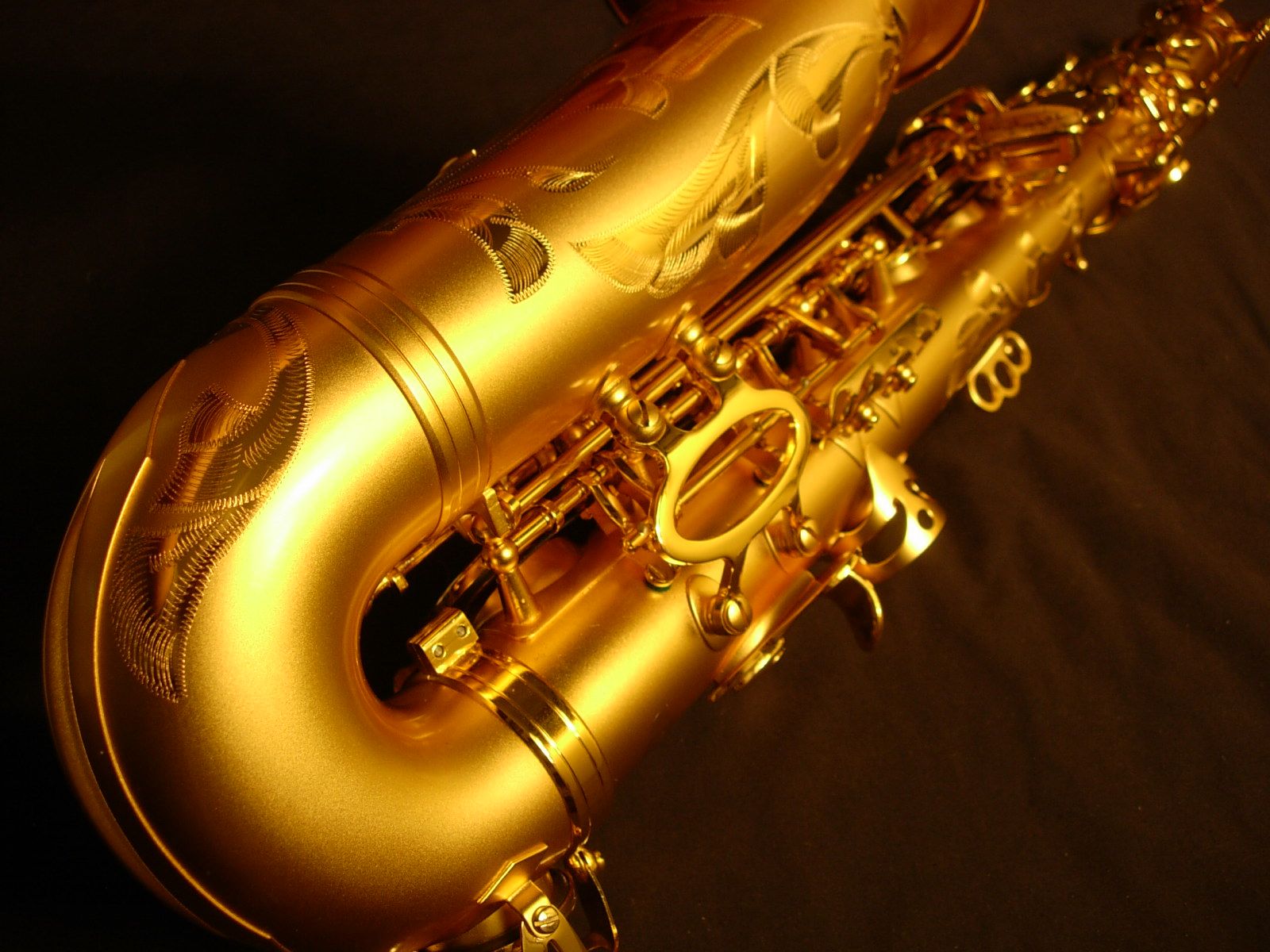 Fondos de saxofón - 44N77MN - 4USkY
