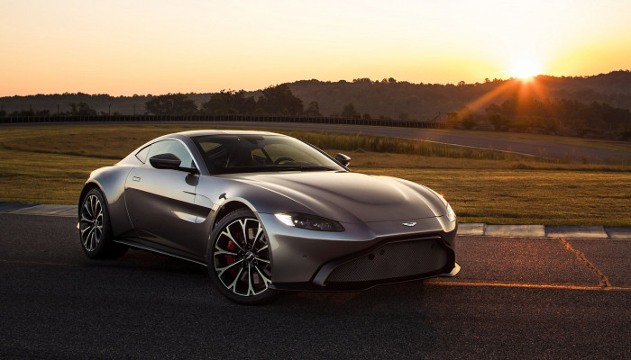 Fondos de Aston Martin